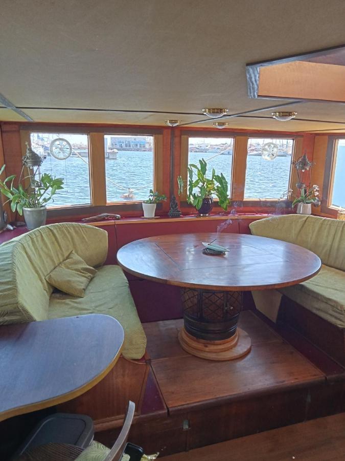 Bateau De Pirates Ξενοδοχείο Gruissan Εξωτερικό φωτογραφία